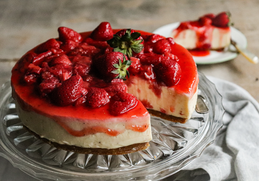 Summer Eats: Strawberry, Ginger & Wattleseed Cheesecake