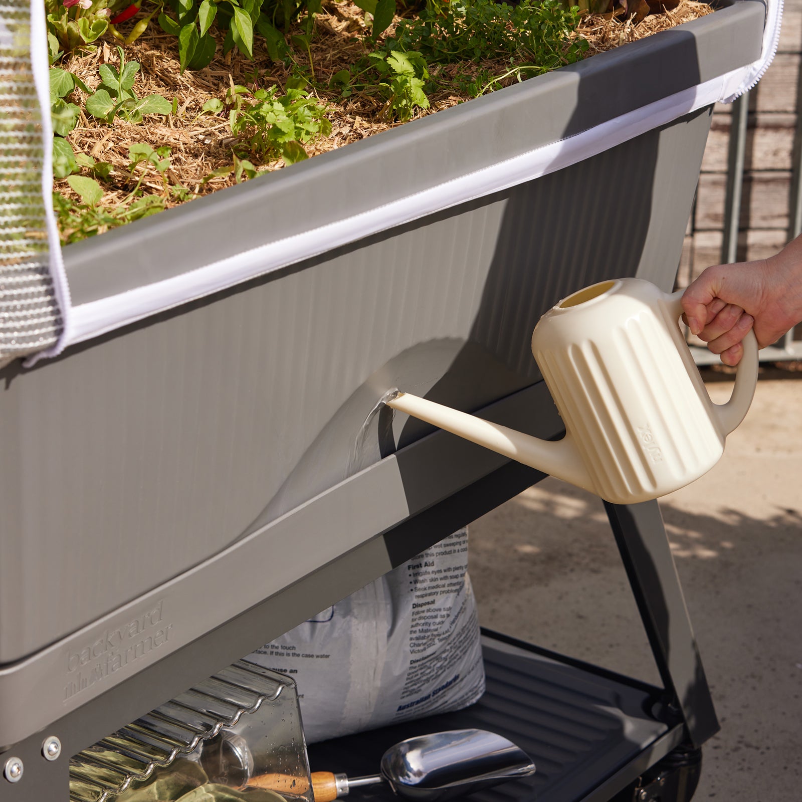 canopy self watering planter Georgie